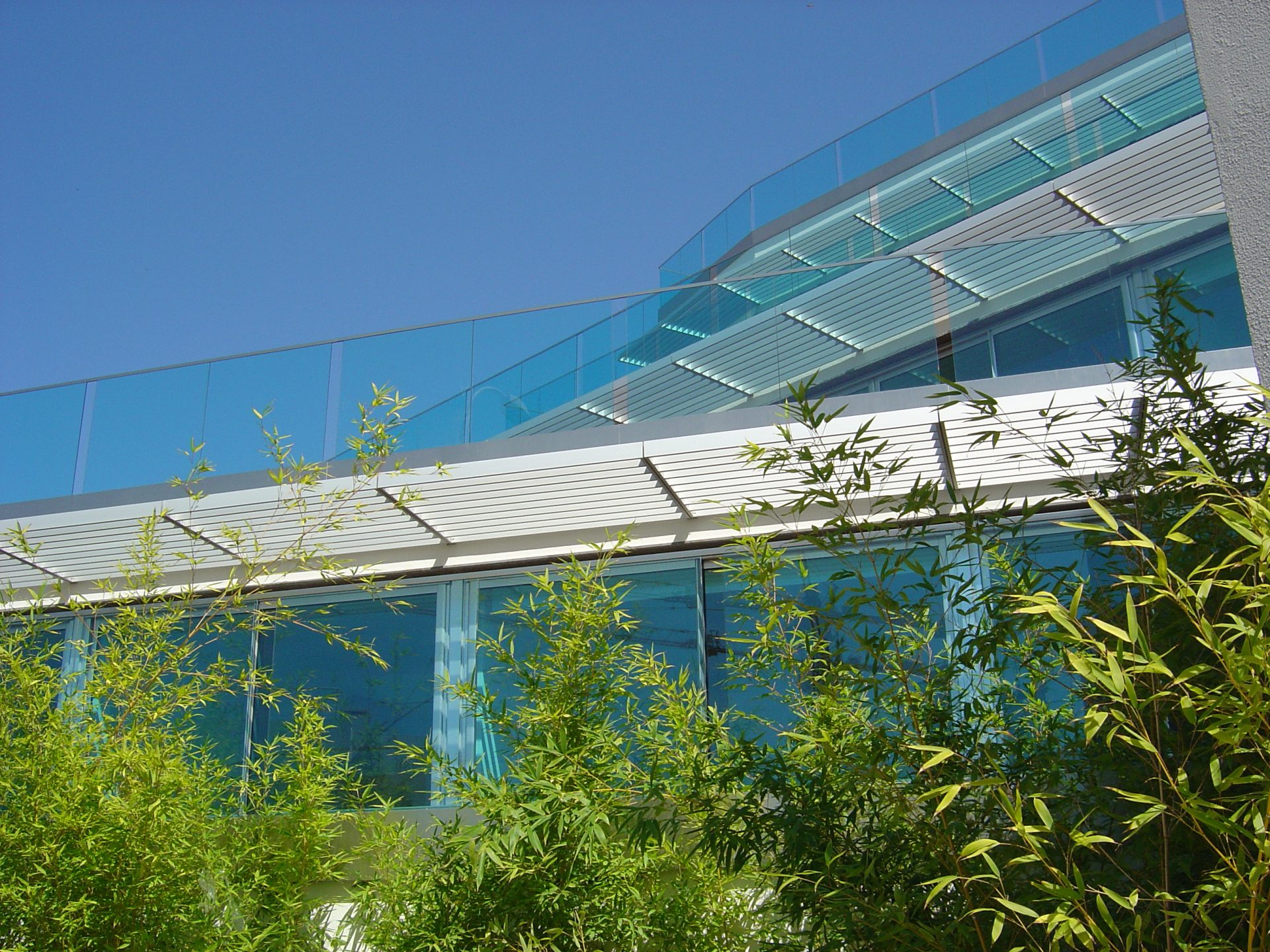 Nautilus 3 — Projeto de condomínio de luxo em Algés por F. Simões Arquitetos