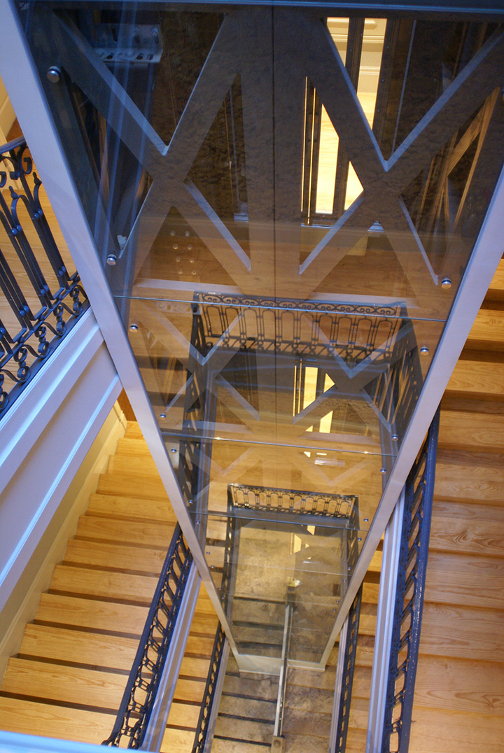 Edifício Madalena — Vista da rua com o contexto histórico